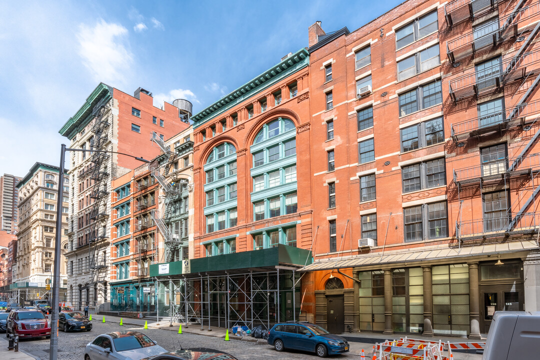 152 Franklin St in New York, NY - Foto de edificio