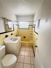 21422 Kenyon Ave in Port Charlotte, FL - Building Photo - Building Photo