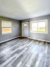 16910 Palda Dr in Cleveland, OH - Building Photo - Building Photo