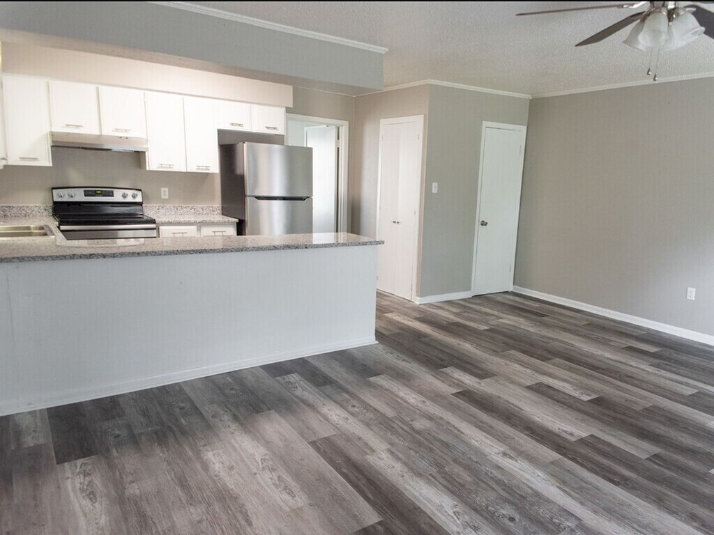 Lux of Lafayette Apartments in Lafayette, LA