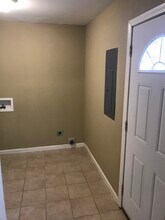 572 Old Bush River Rd, Unit Unit-B in Chapin, SC - Building Photo - Building Photo