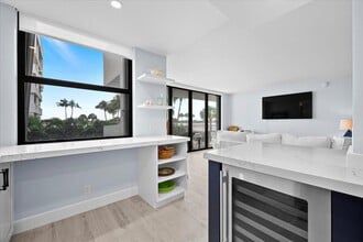 2860 S Ocean Blvd in Palm Beach, FL - Building Photo - Building Photo