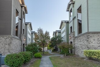 Aspen Ridge Apartments in Greenville, NC - Foto de edificio - Building Photo