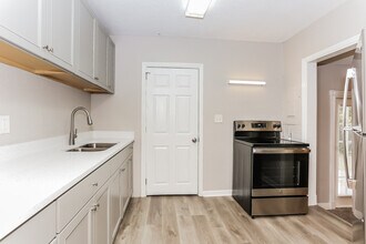 3055 Imperial St in Jacksonville, FL - Building Photo - Building Photo