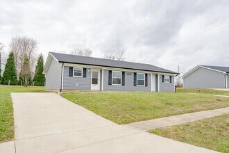 1314 Farmingdale Dr in Elizabethtown, KY - Building Photo - Building Photo