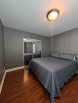 1907 W Vernon Ave in Los Angeles, CA - Building Photo