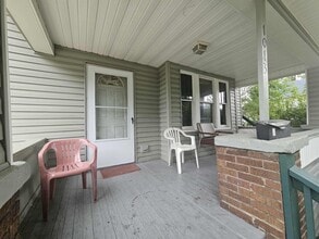 1013 Celina Ave in Akron, OH - Building Photo - Building Photo