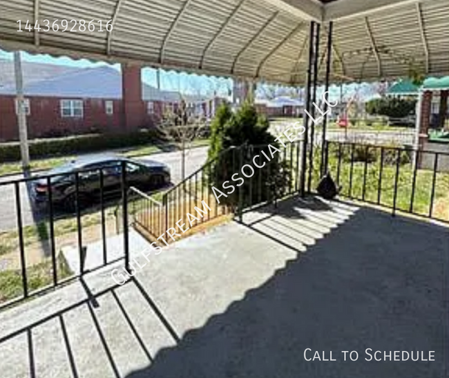property at 104 N Culver St