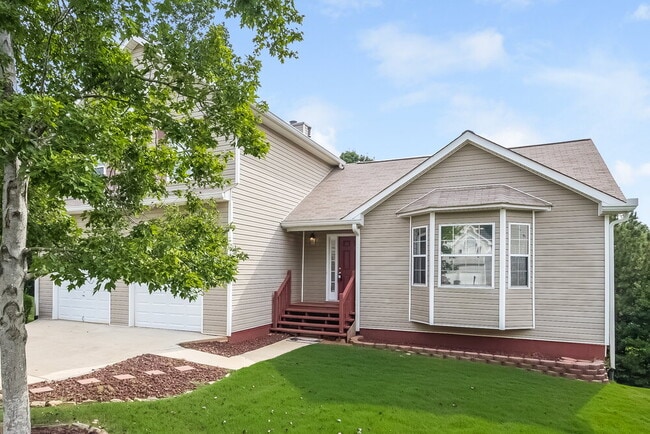 property at 3658 Arrowhead Pl