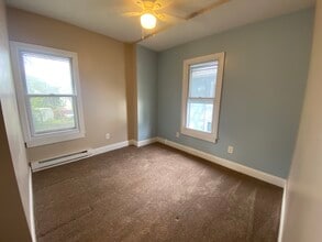 28 Plum St in Warren, PA - Building Photo - Building Photo
