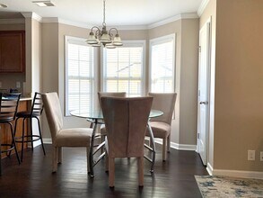 337 Sam Houston Cir in Clarksville, TN - Building Photo - Building Photo