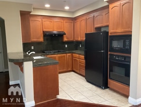 49170 Aster Terrace in Fremont, CA - Foto de edificio - Building Photo