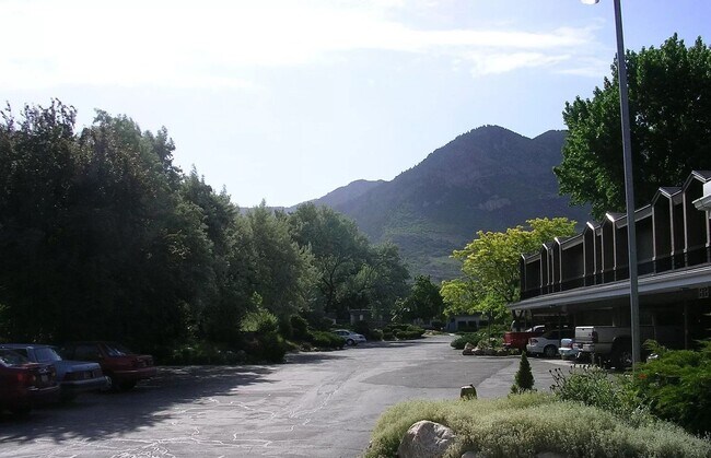 property at 1346 Millcreek Dr