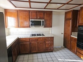11658 Avenida Marcella in El Cajon, CA - Building Photo - Building Photo