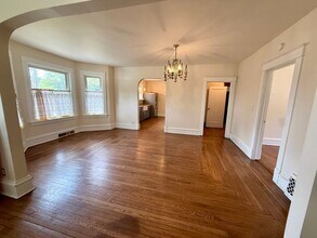 9622 Maplewood Ave in Bridgman, MI - Building Photo - Building Photo