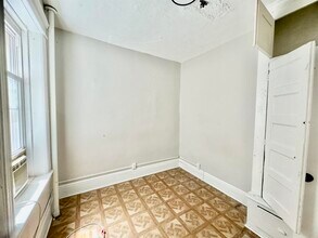 331 Baldwin Ave in Jersey City, NJ - Building Photo - Building Photo