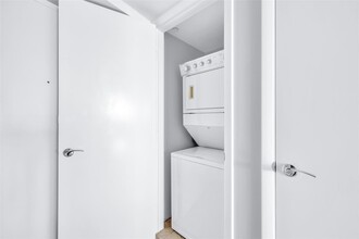 1800 S Ocean Dr, Unit 2309 in Hallandale Beach, FL - Foto de edificio - Building Photo