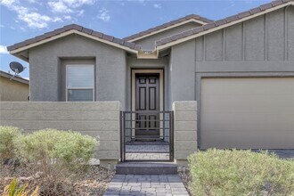 2395 Arrington Ave in North Las Vegas, NV - Building Photo - Building Photo