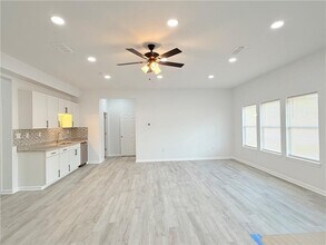 44 Dew Lk Ct in Grayson, GA - Building Photo - Building Photo