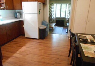 130 Ridgeway St in East Stroudsburg, PA - Building Photo - Building Photo