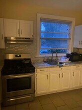 34 Eppirt St in East Orange, NJ - Foto de edificio - Building Photo