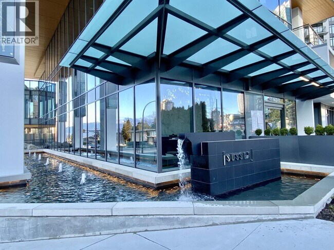 4711 Hazel St in Burnaby, BC - Building Photo - Building Photo