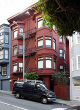 1329 Sacramento St in San Francisco, CA - Building Photo - Building Photo