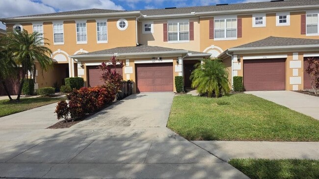 326 Chelsea Dr in Davenport, FL - Building Photo - Building Photo