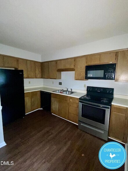 2145 Charles St in Durham, NC - Building Photo