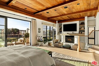 4315 Roma Ct in Los Angeles, CA - Building Photo - Building Photo