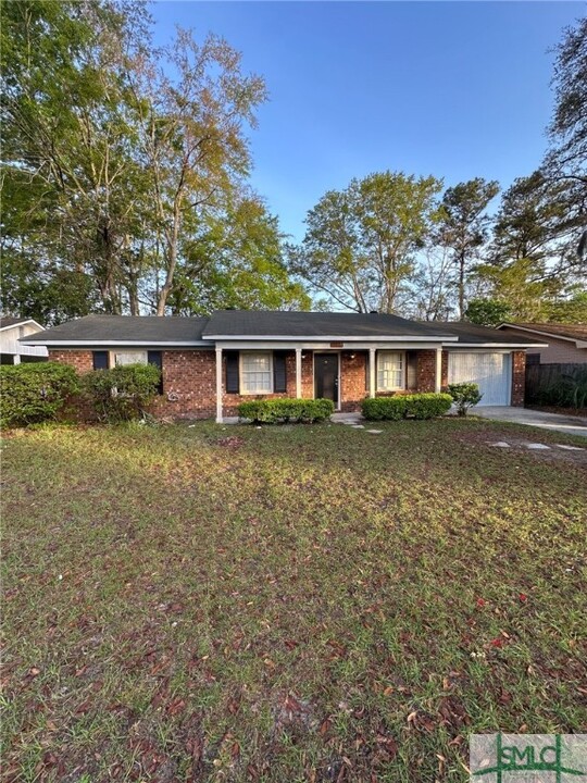 7106 Hialeah Cir in Savannah, GA - Building Photo