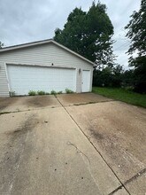 733 S 4th Ave in Sioux Falls, SD - Building Photo - Building Photo