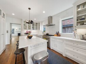 2240 Wroxton Rd in Houston, TX - Building Photo - Building Photo