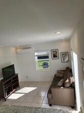 6130 Grant St in Hollywood, FL - Building Photo - Building Photo