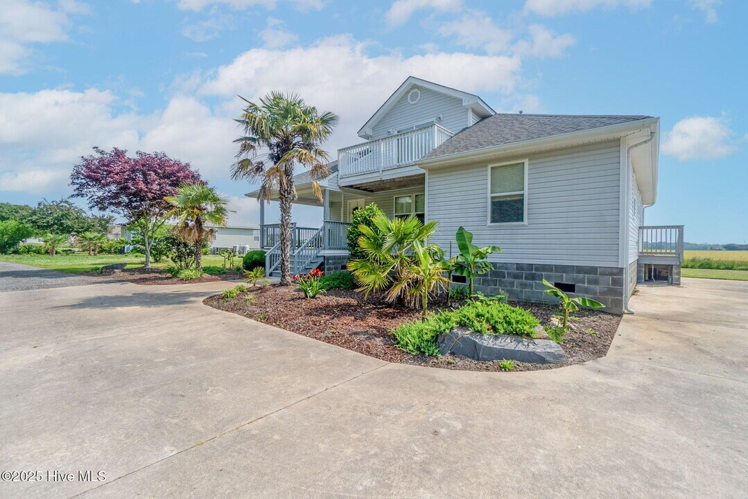 1356A Weeksville Rd in Elizabeth City, NC - Building Photo