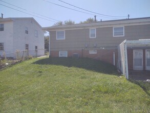 413-415 11th Ave W in Milan, IL - Building Photo - Building Photo