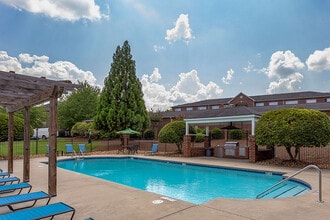Morgan Ridge in Winston-Salem, NC - Foto de edificio - Building Photo