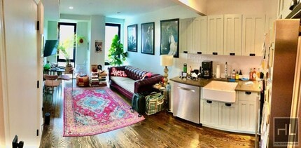 BUSHWICK AVENUE in Brooklyn, NY - Foto de edificio - Building Photo