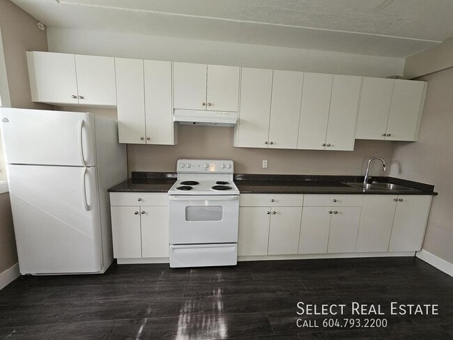 9245 Hazel St in Chilliwack, BC - Building Photo - Building Photo