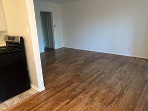 Amor Apartments in Fullerton, CA - Building Photo - Building Photo