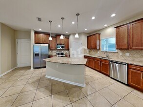 332 Silver Glen Ave in St. Augustine, FL - Foto de edificio - Building Photo