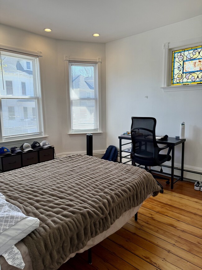 20 Imrie Rd, Unit 2