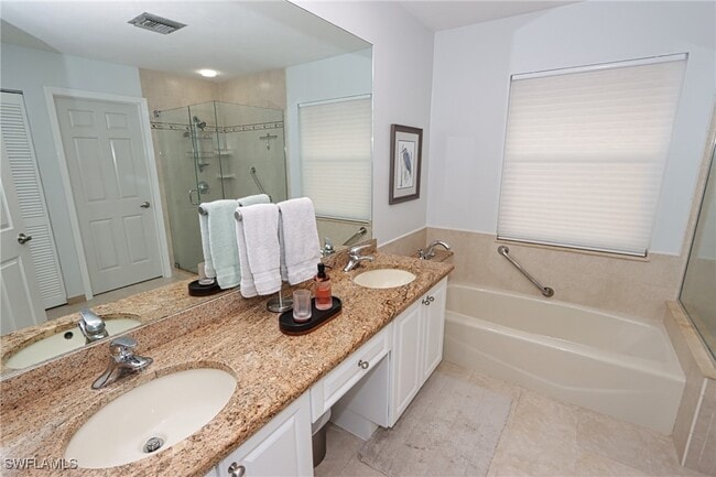 property at 736 Reef Point Cir