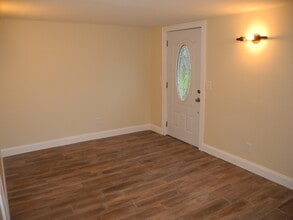 407 Military Tpke, Unit 407 B in Plattsburgh, NY - Building Photo - Building Photo