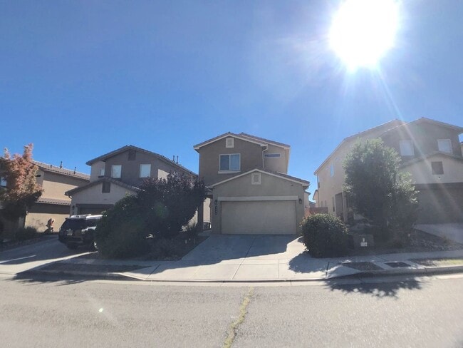 8804 Zephyr Pl NW in Albuquerque, NM - Building Photo - Building Photo
