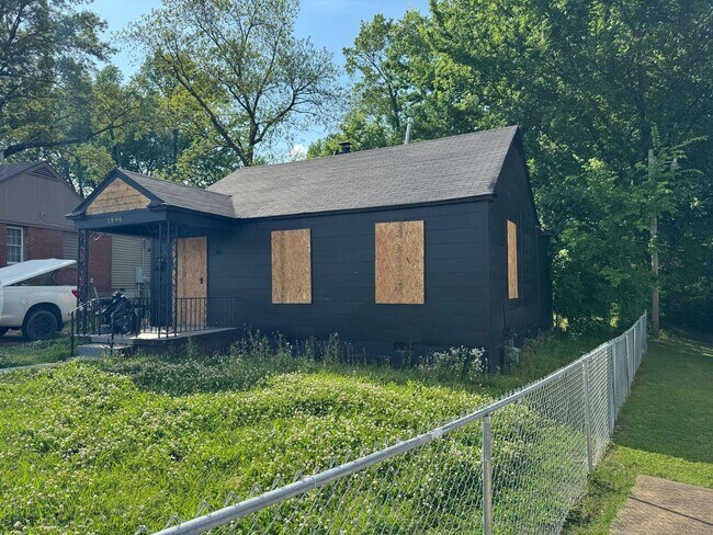 property at 1896 Glory Cir
