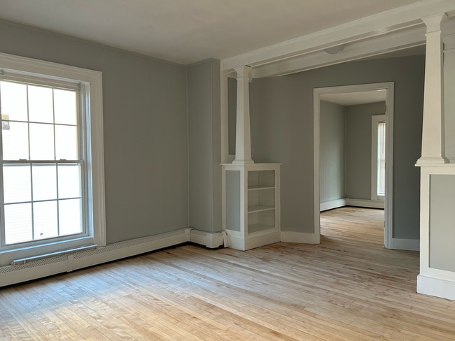 18 Bowdoin St, Unit 18 Bowdoin Apt2