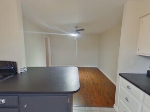 334 E 79th St S in Wichita, KS - Building Photo - Building Photo