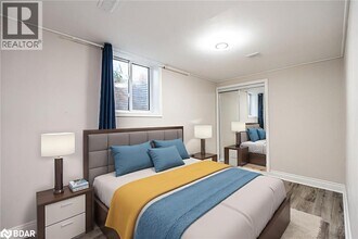 66 Carley Crescent in Barrie, ON - Building Photo - Building Photo