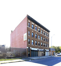 677 Fairfield Ave in Bridgeport, CT - Building Photo - Building Photo